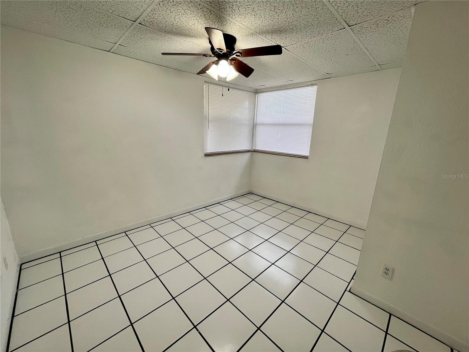 Image 9 of 26 For 860 44th Avenue N
