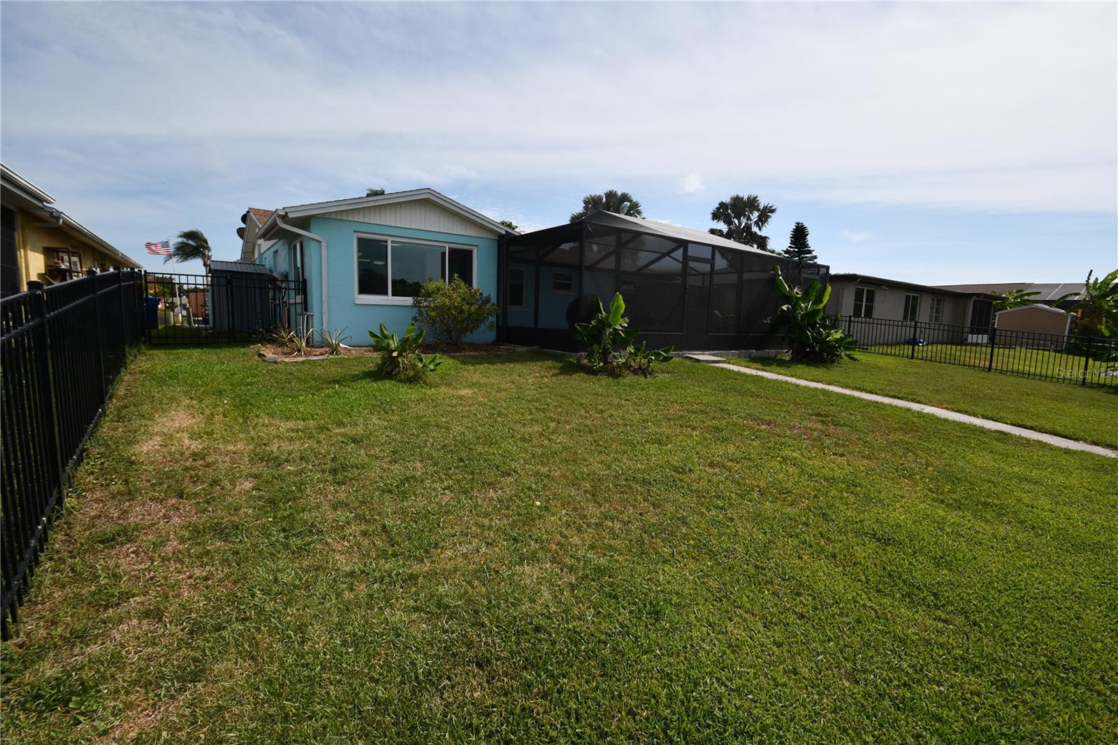 Image 20 of 85 For 3839 Star Island Drive