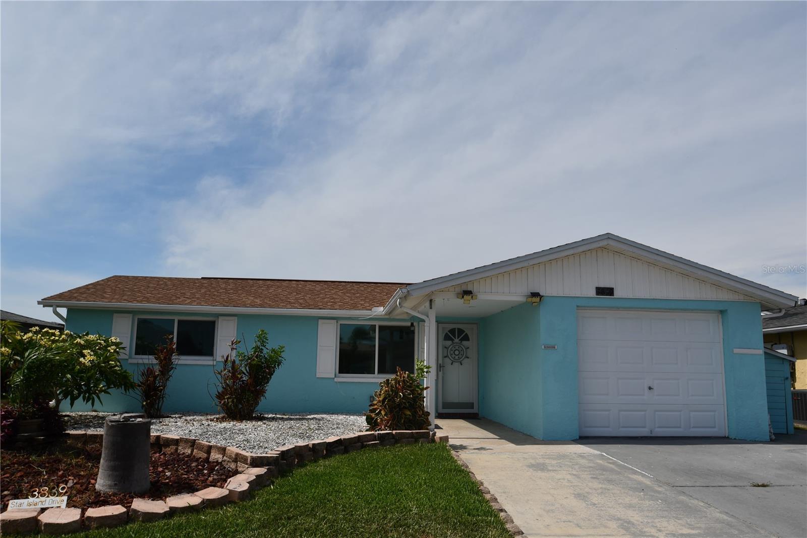 Image 4 of 85 For 3839 Star Island Drive