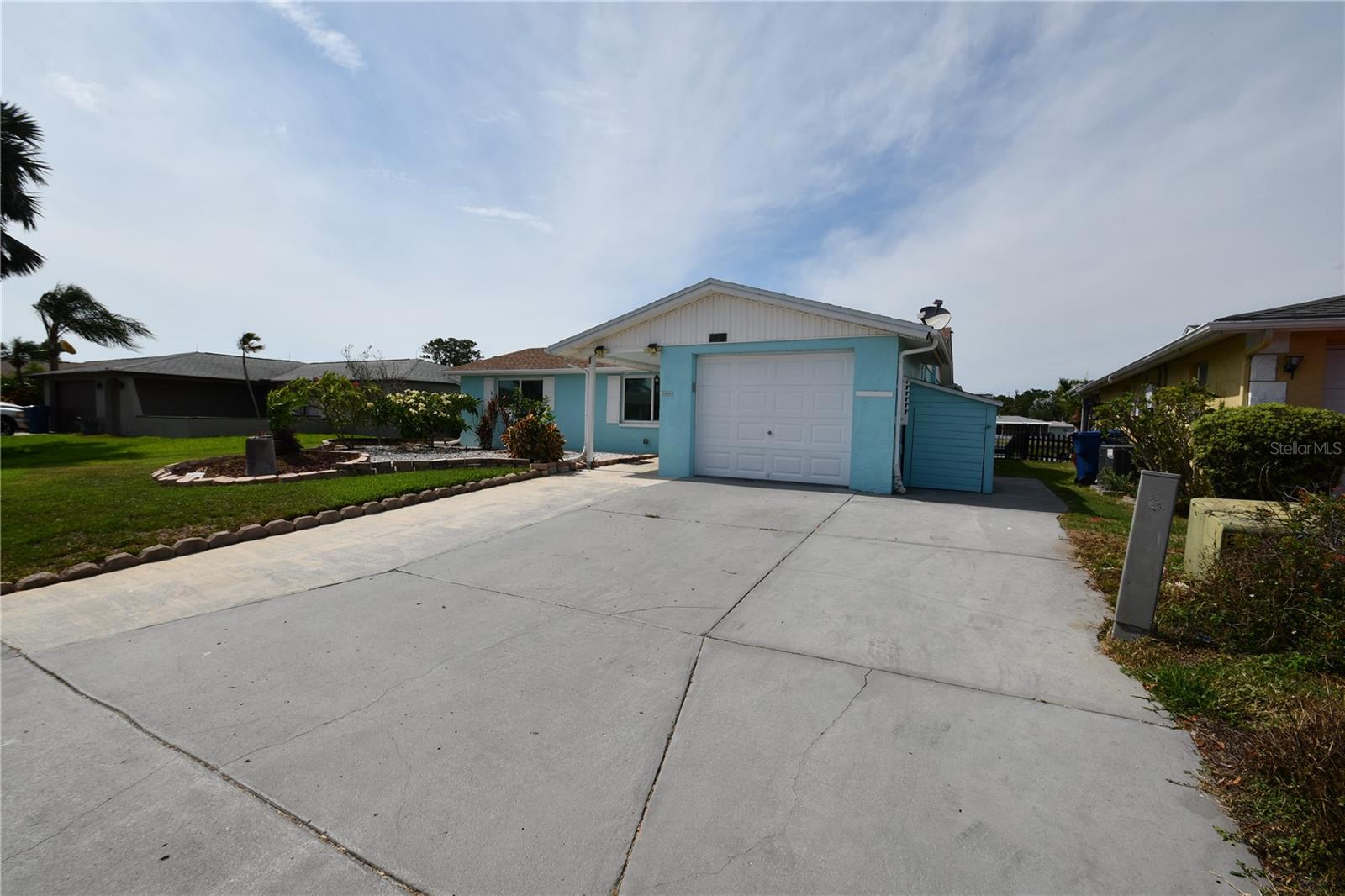 Image 6 of 85 For 3839 Star Island Drive