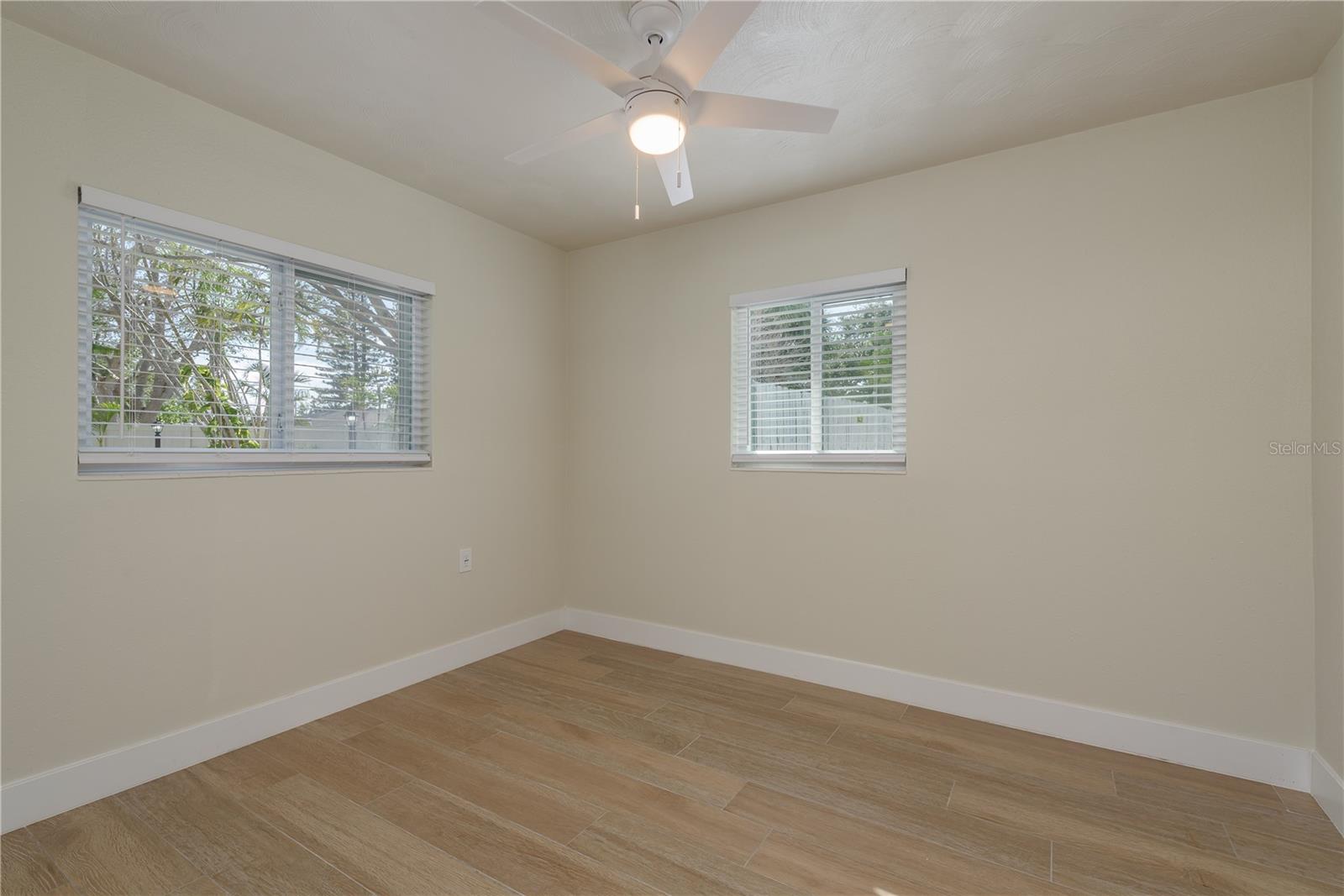 Image 18 of 36 For 2010 Bayview Place