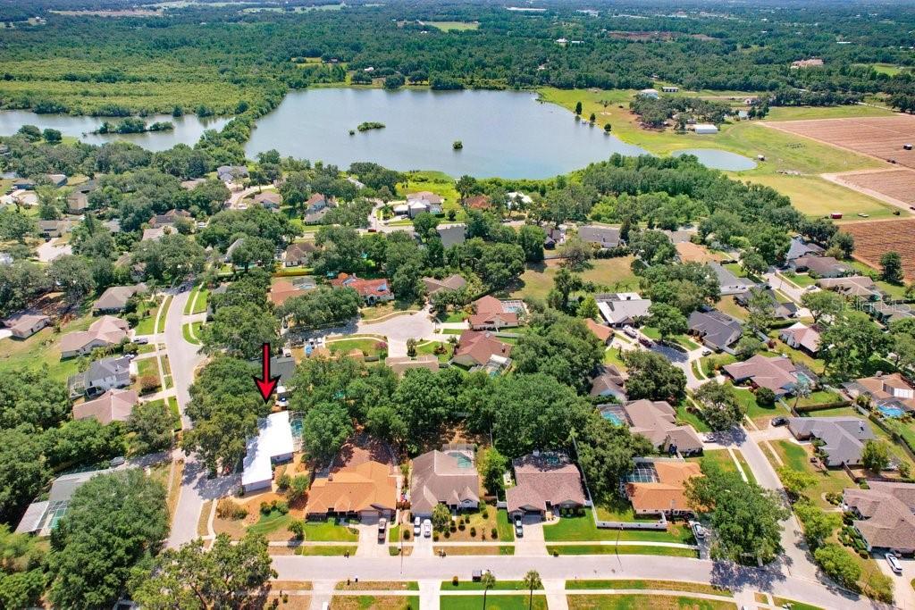 Listing photo id 47 for 613 Sportsman Park Drive