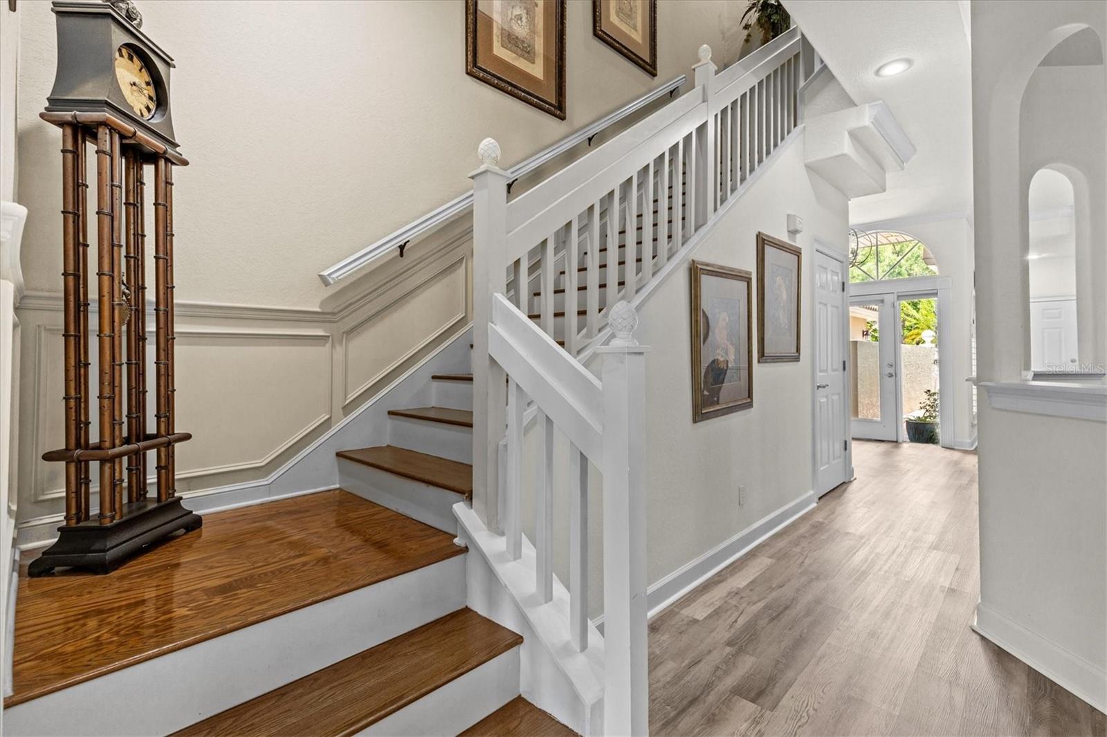 Listing photo id 23 for 1622 Lago Vista Boulevard