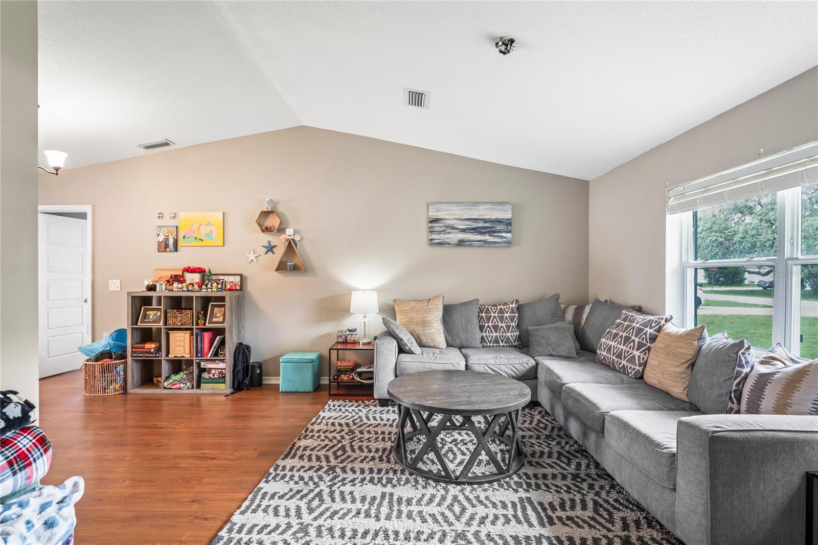Image 9 of 55 For 1038 Shenandoah Lane
