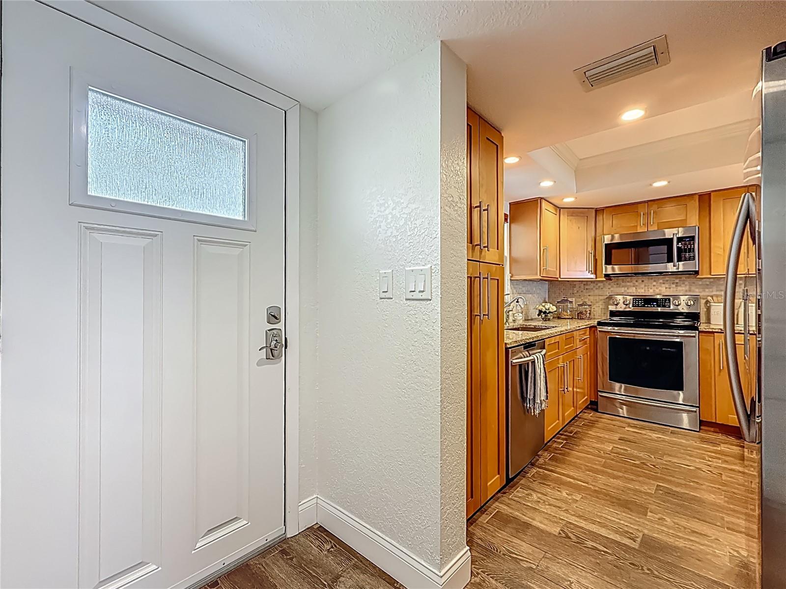 Image 4 of 35 For 105 4th Avenue Ne 426