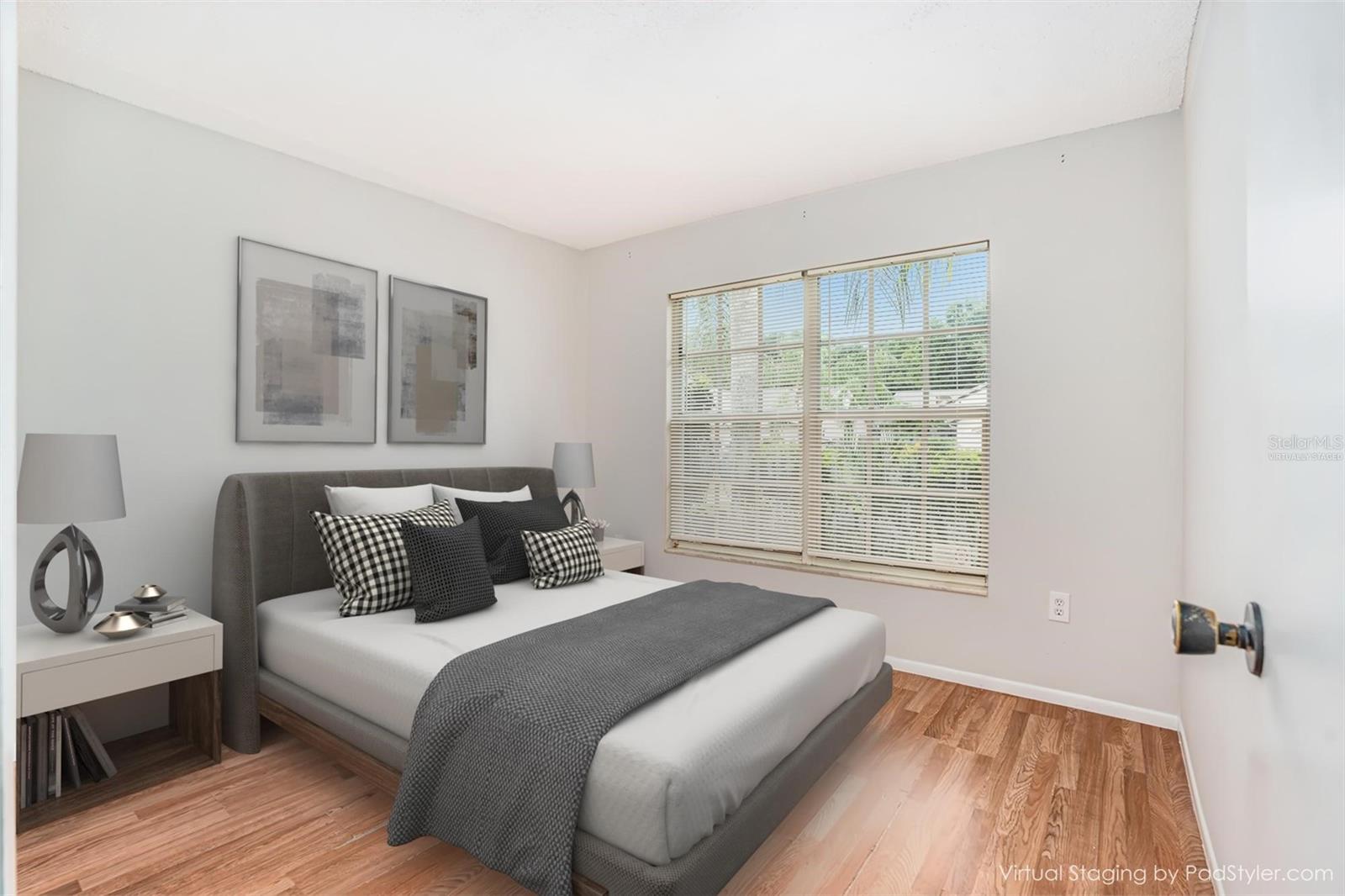 Image 24 of 44 For 11222 Clayridge Drive