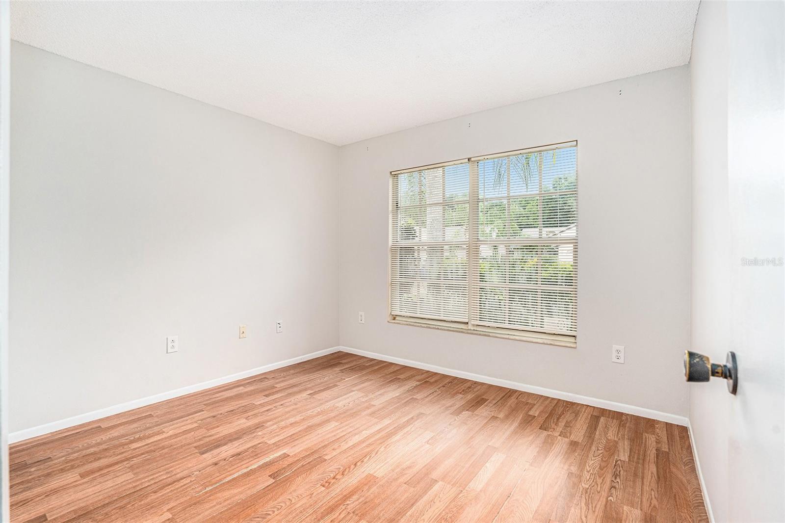 Image 25 of 44 For 11222 Clayridge Drive