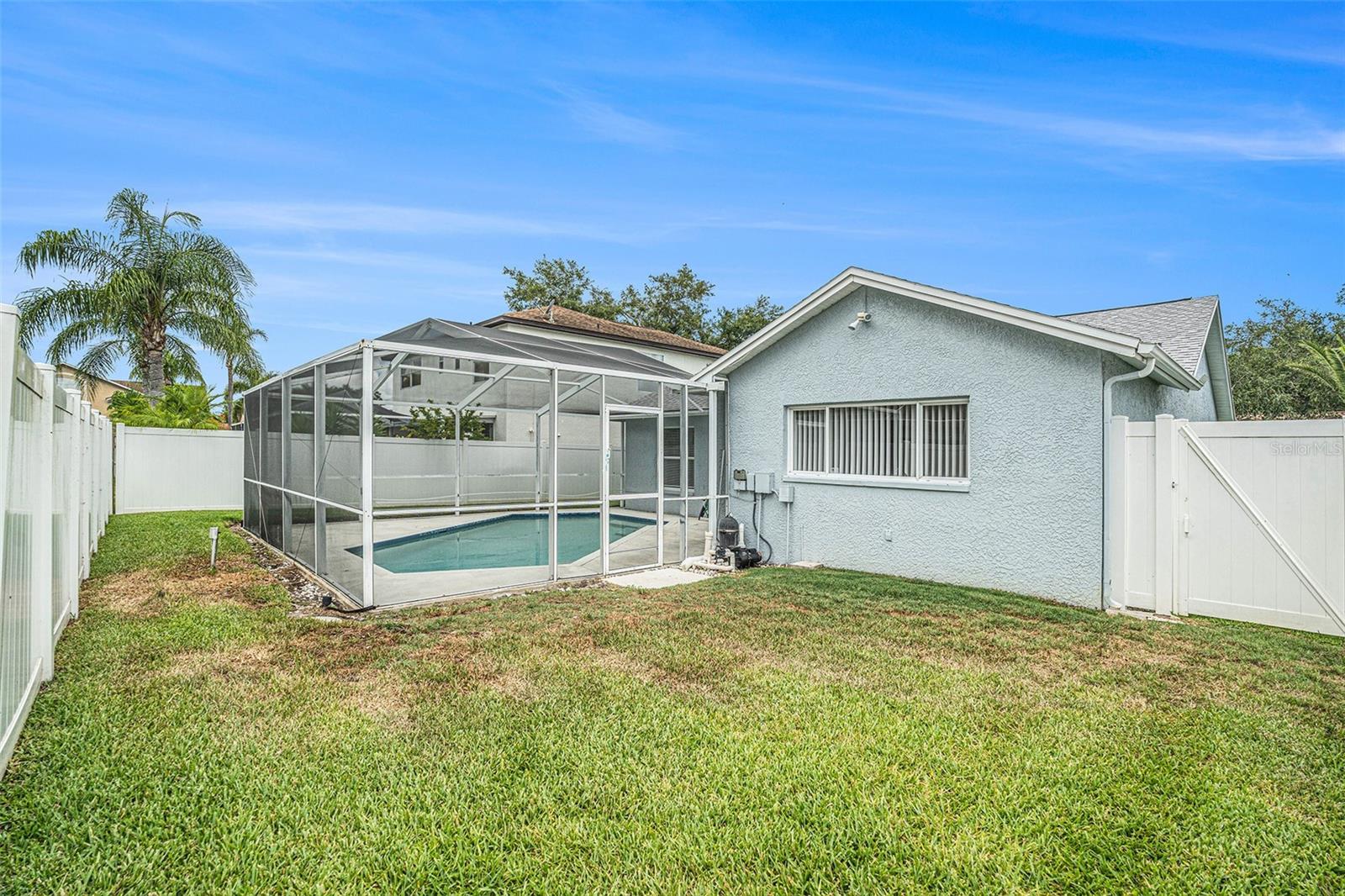 Image 4 of 44 For 11222 Clayridge Drive