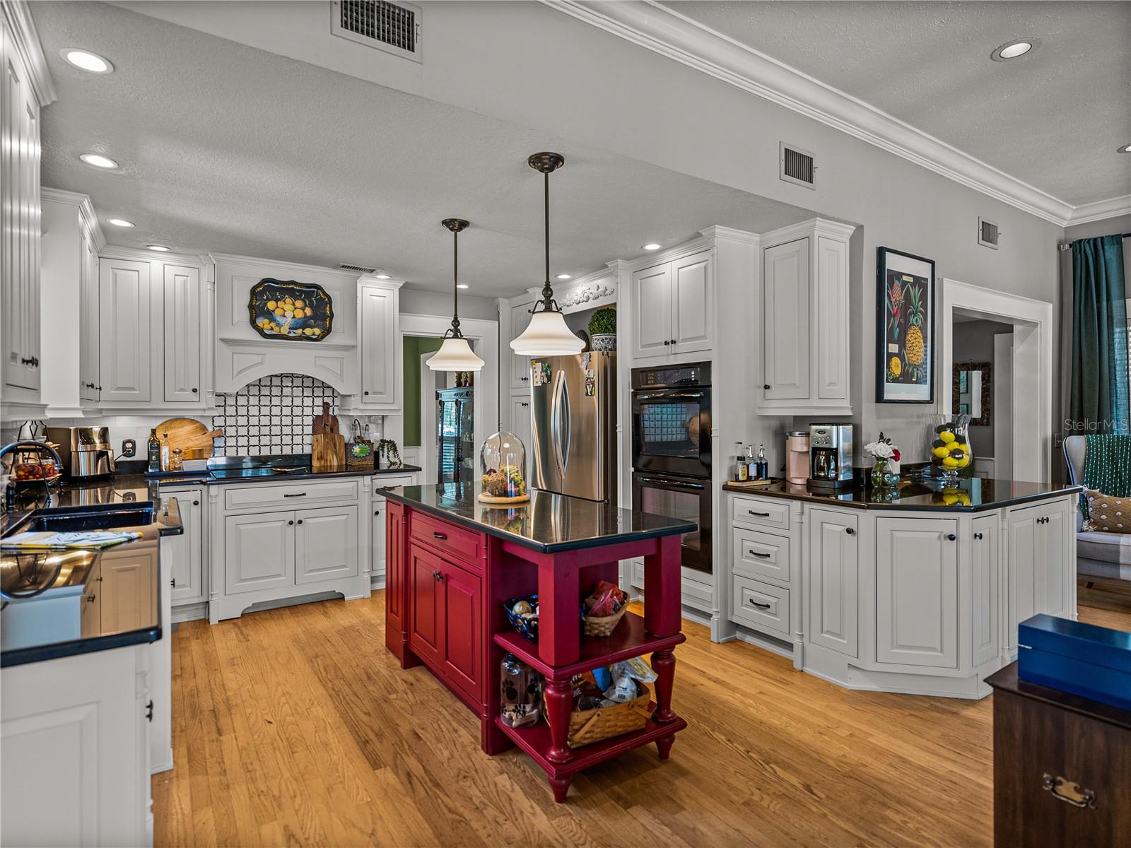 Image 28 of 88 For 4611 Ackerly Way