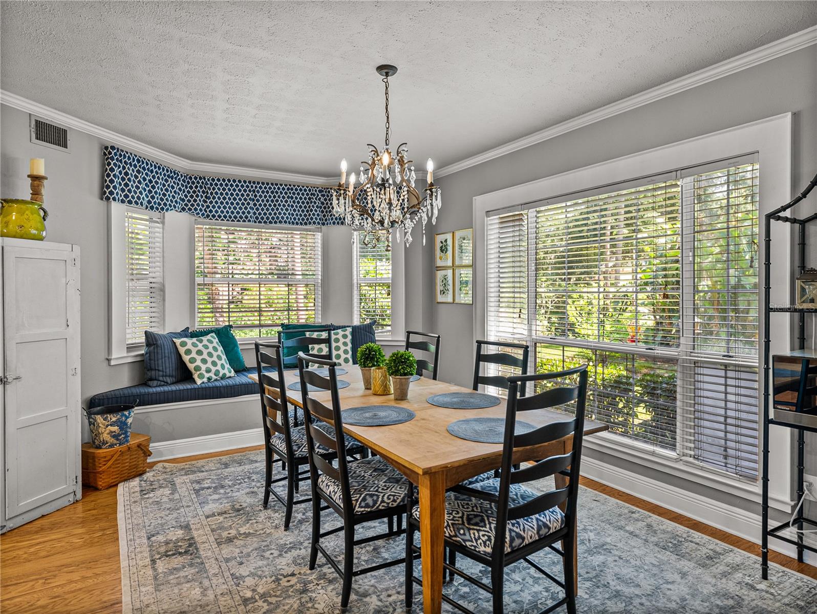 Image 35 of 88 For 4611 Ackerly Way
