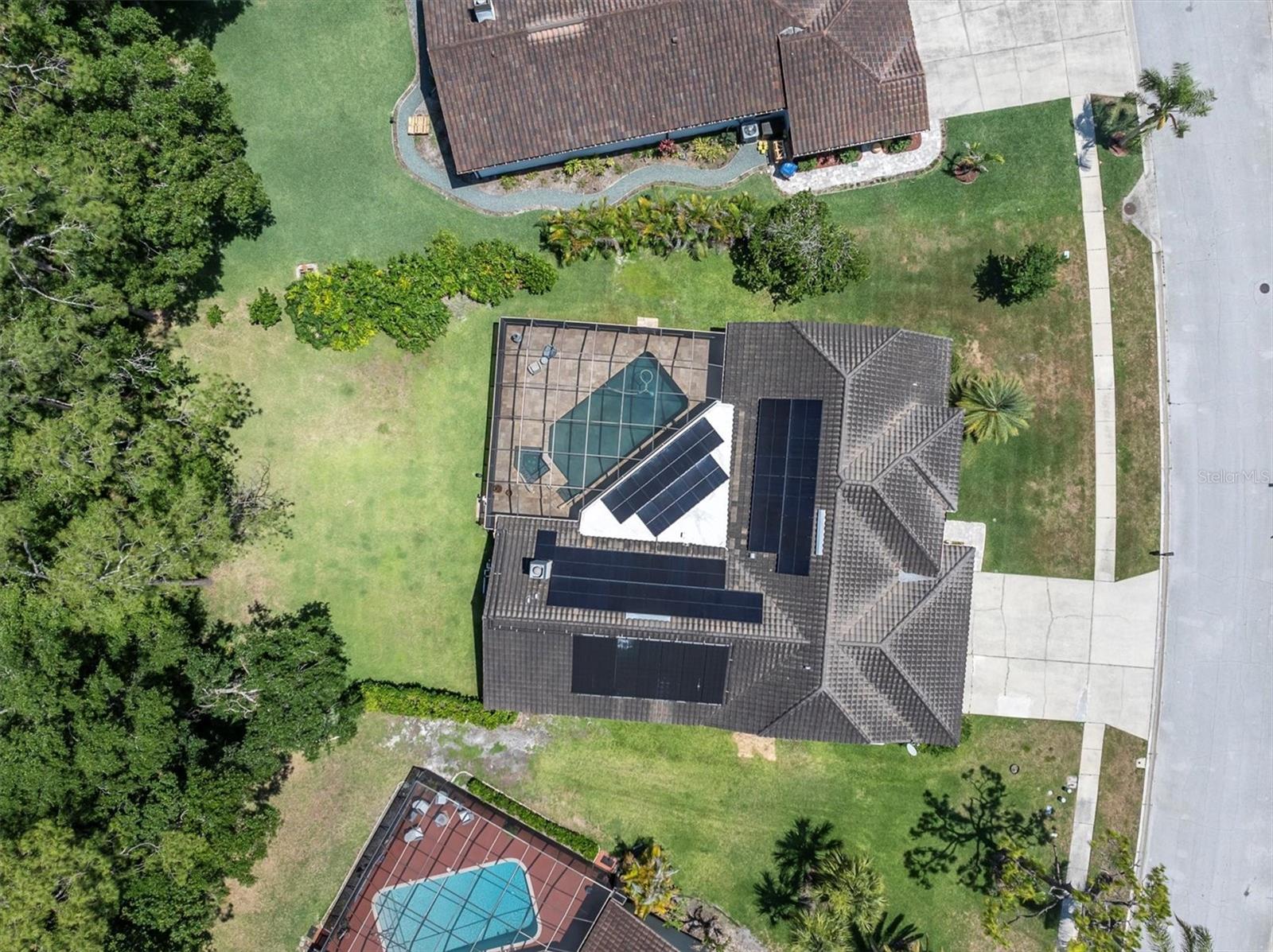 Listing photo id 11 for 4049 Wellington Parkway
