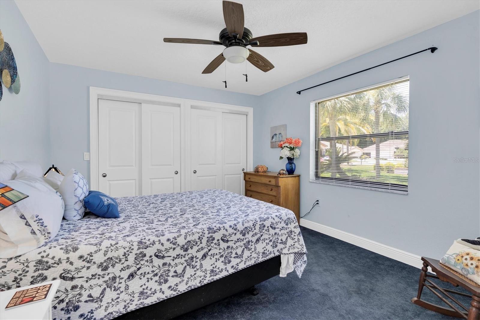 Listing photo id 26 for 4049 Wellington Parkway