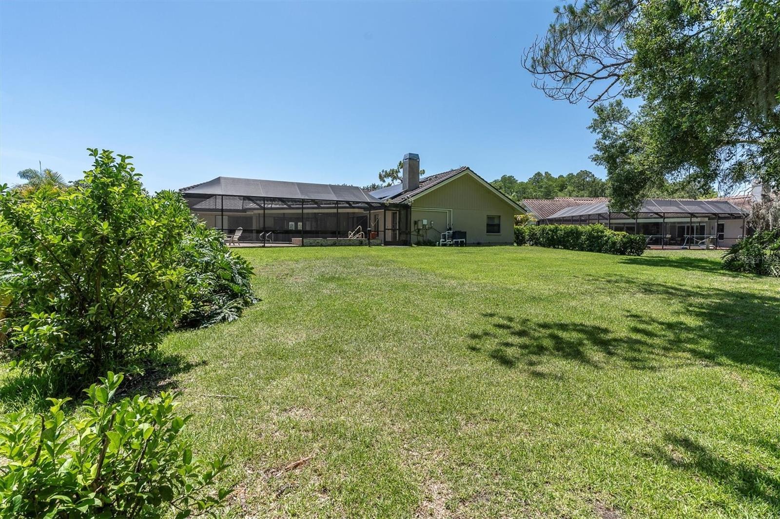 Listing photo id 38 for 4049 Wellington Parkway