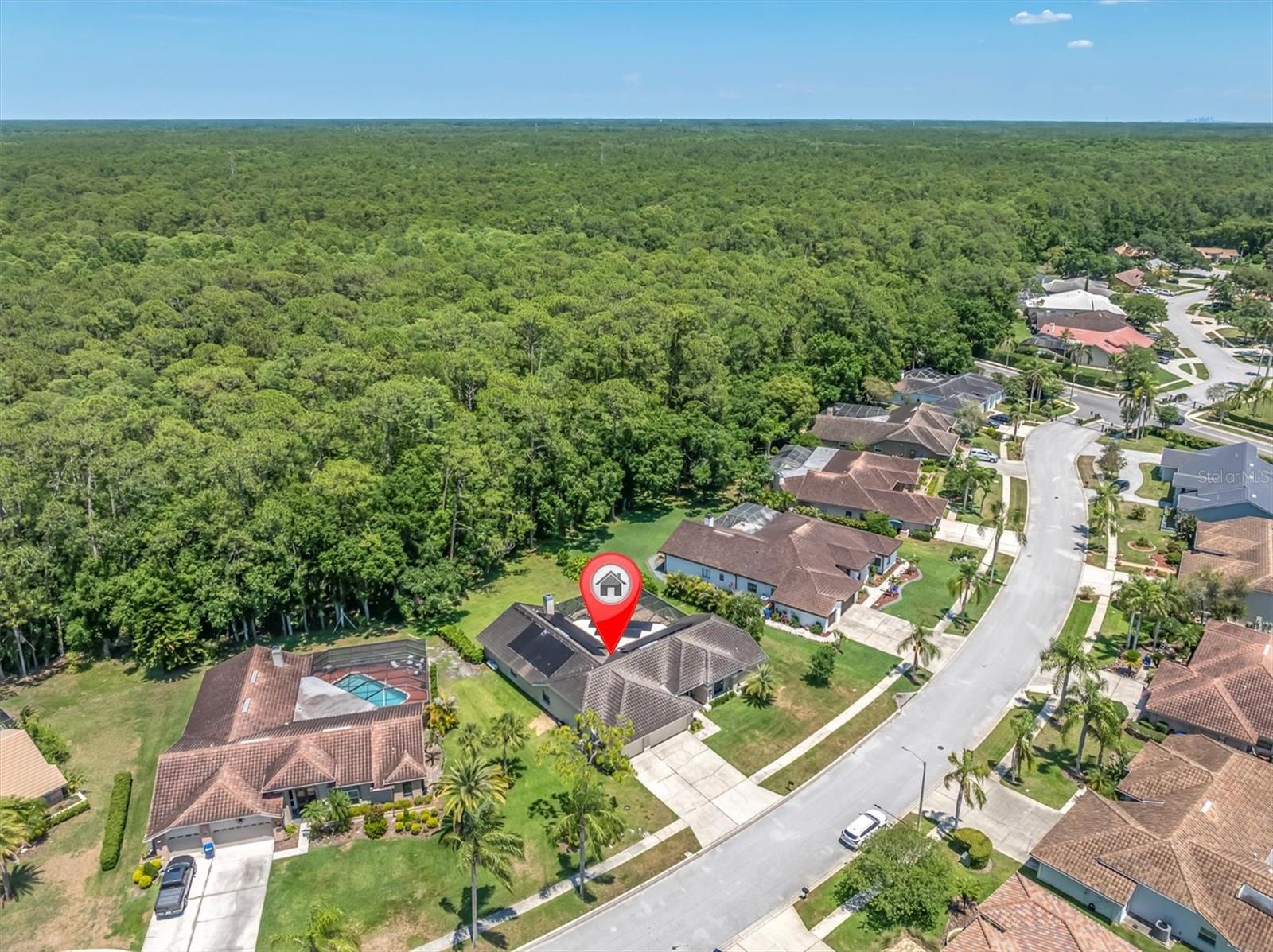 Listing photo id 42 for 4049 Wellington Parkway