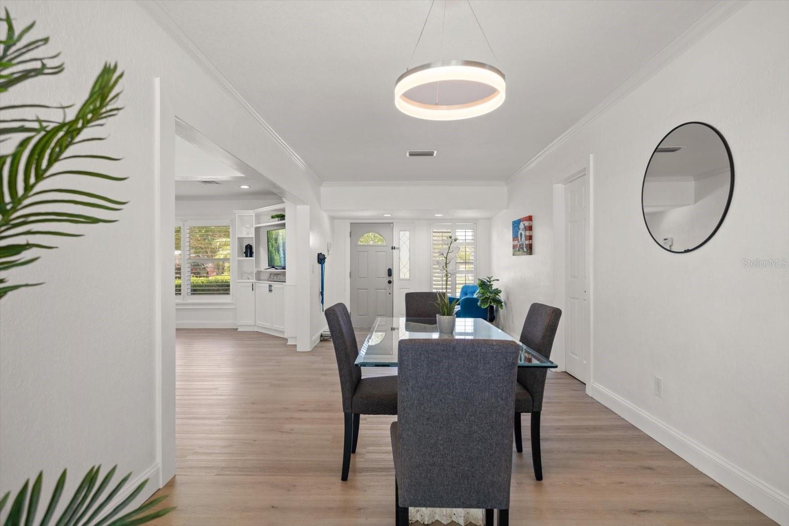 Image 13 of 58 For 13514 Oval Drive W