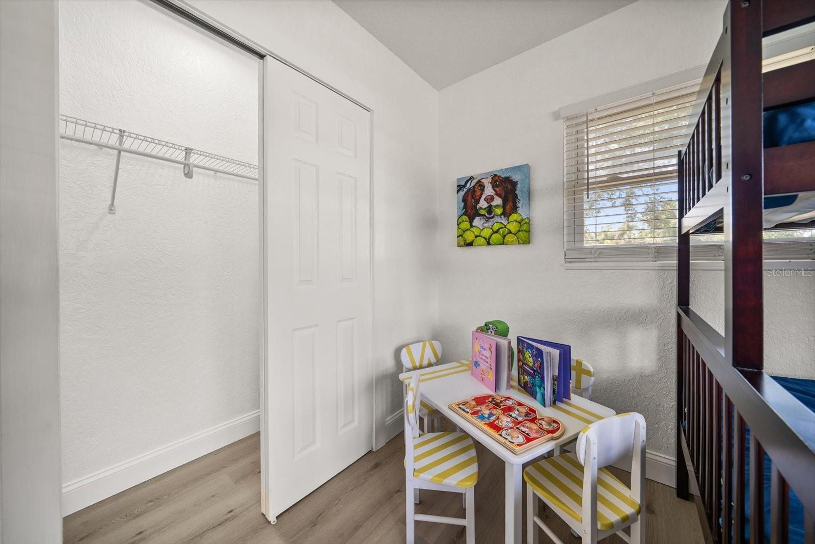 Image 29 of 58 For 13514 Oval Drive W