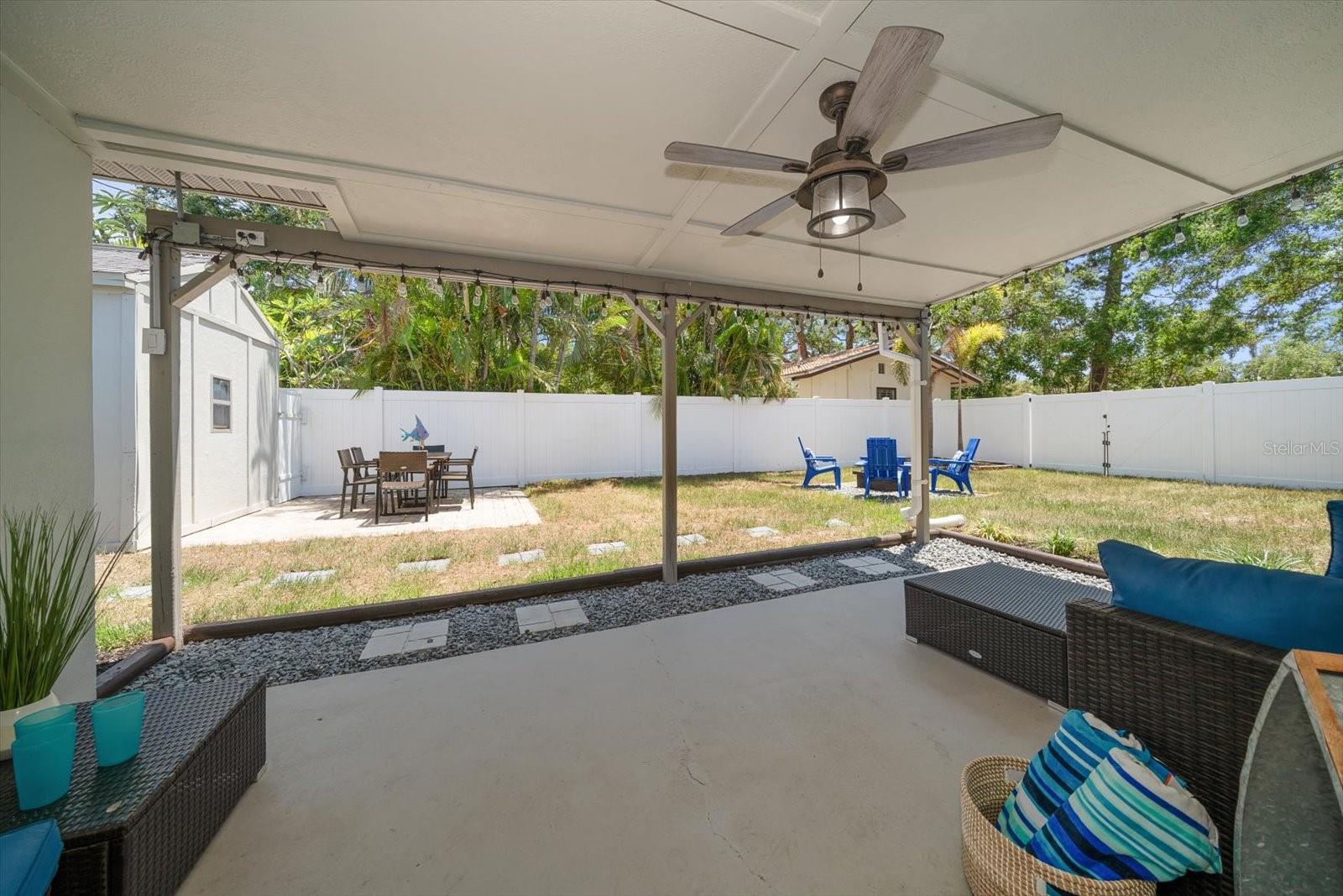 Image 37 of 58 For 13514 Oval Drive W