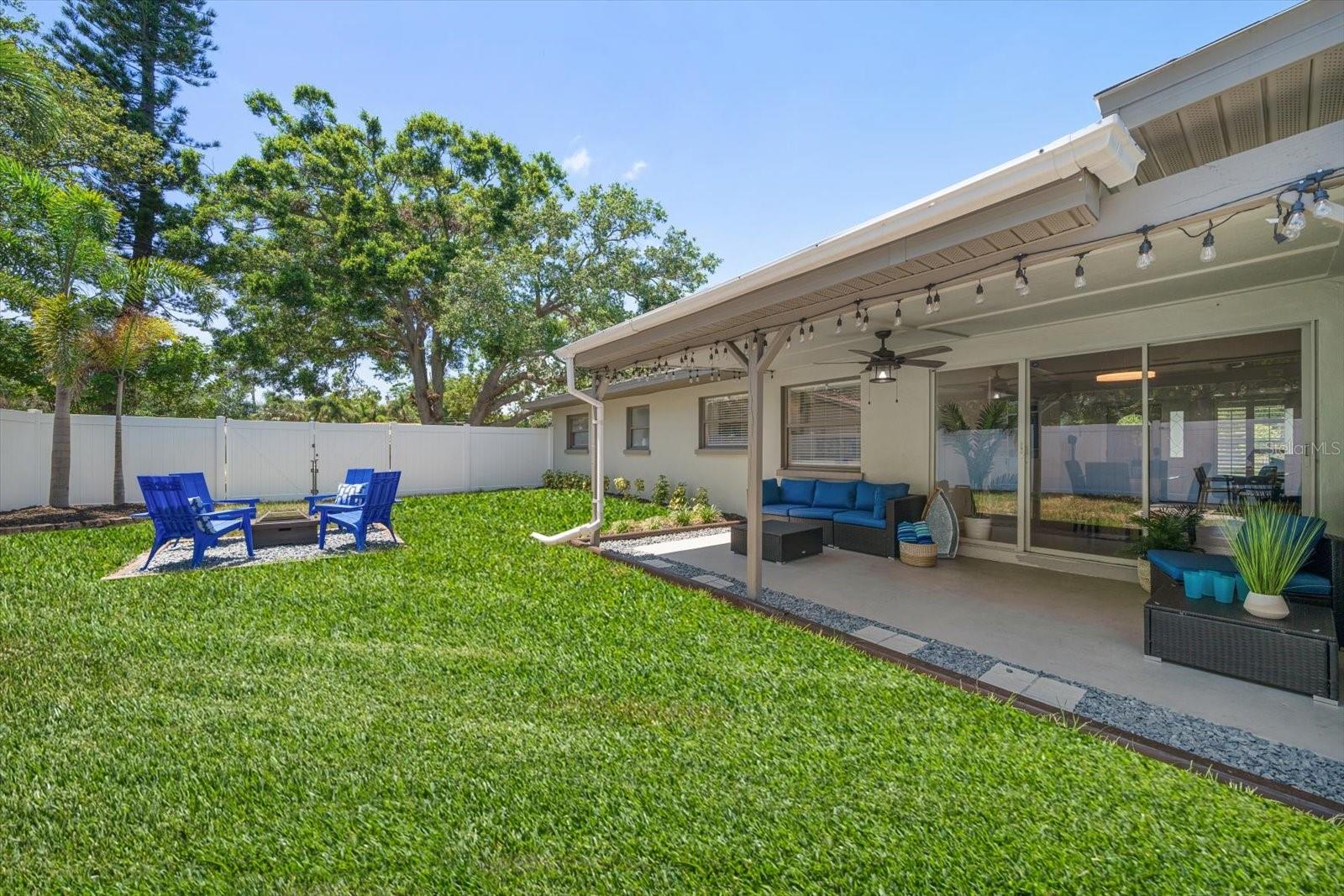 Image 41 of 58 For 13514 Oval Drive W