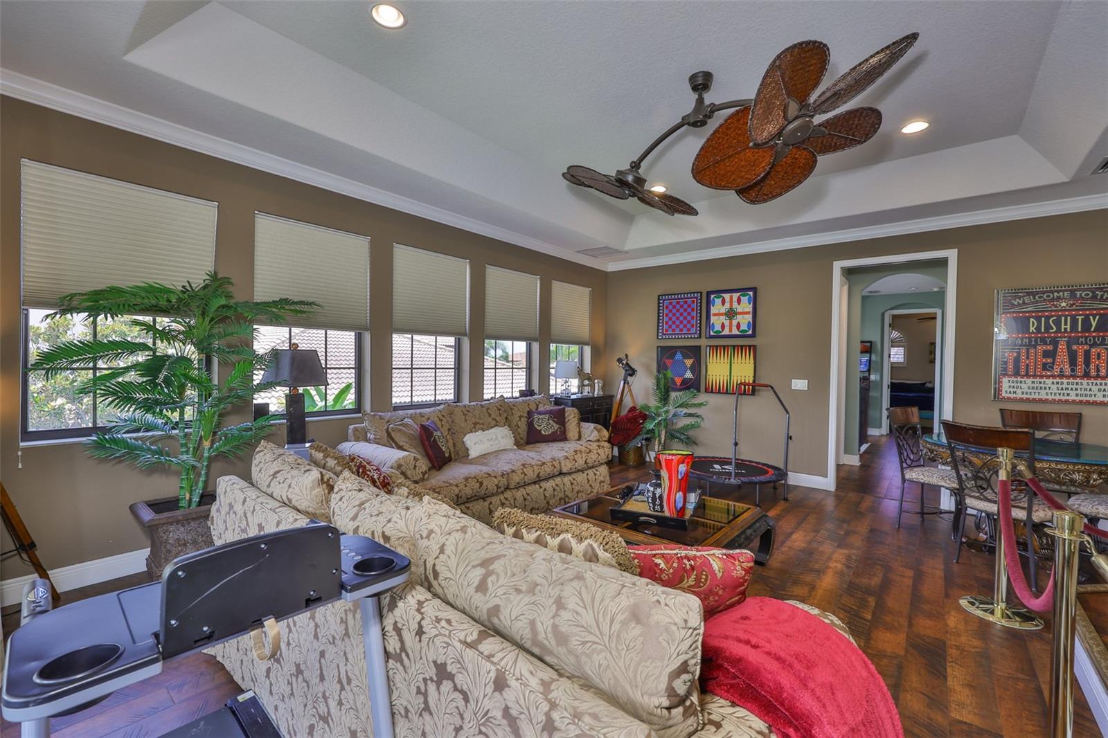 Image 46 of 89 For 5417 Tybee Island Drive