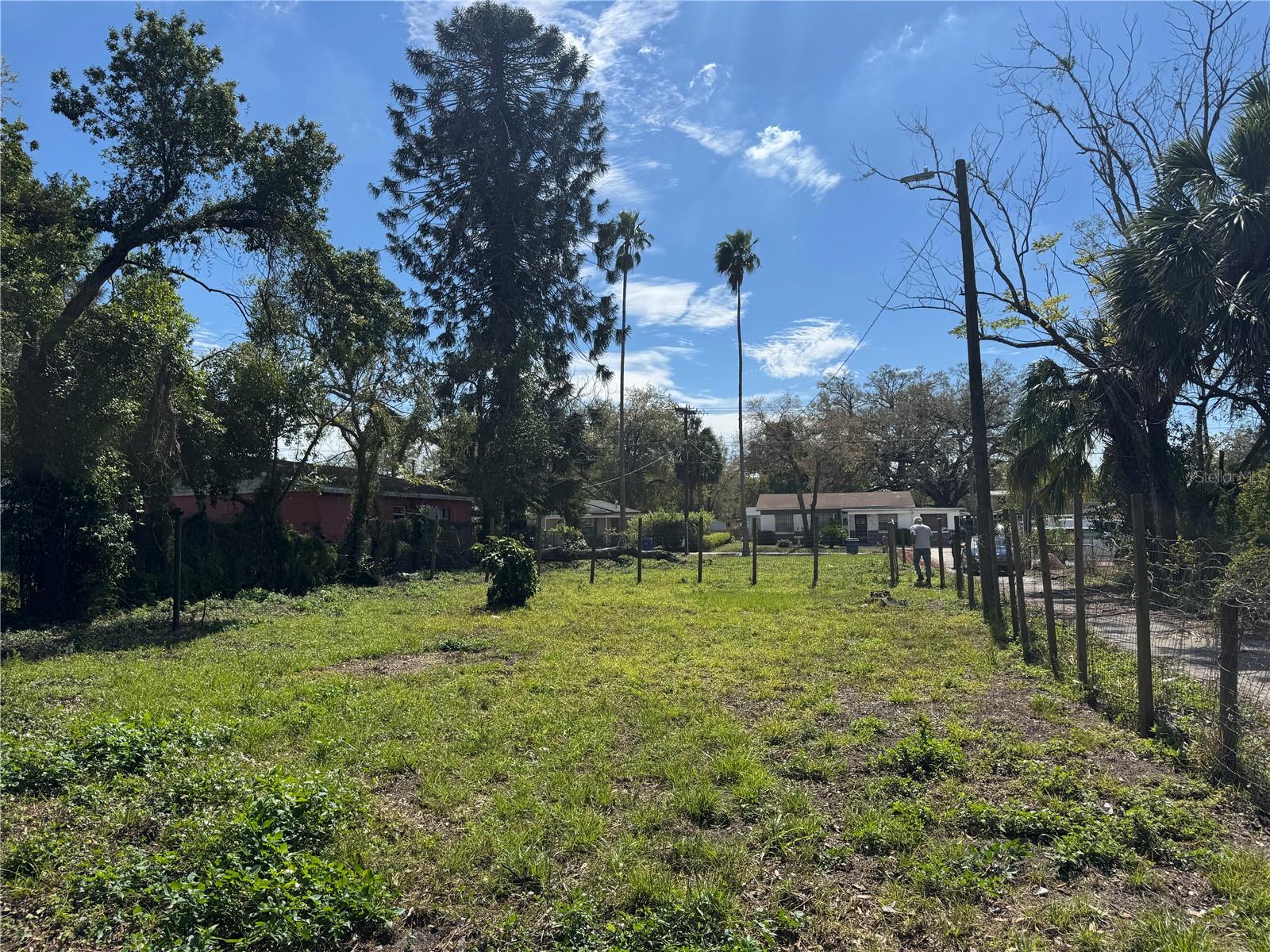 Listing photo id 2 for 3008 Osborne Avenue