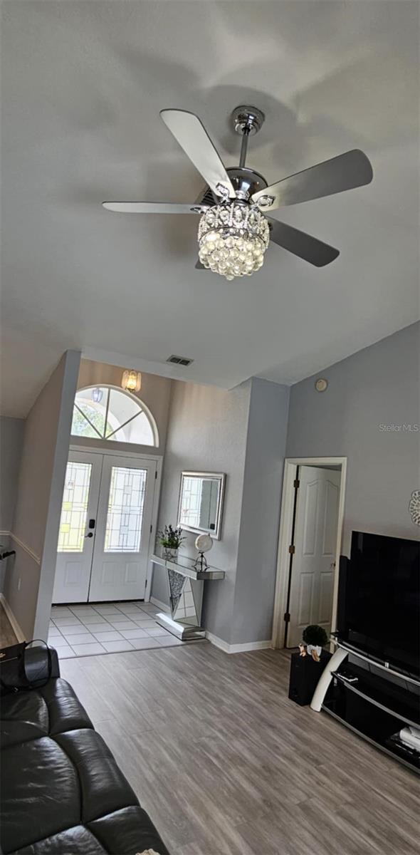 Image 10 of 42 For 4500 Onorio Street