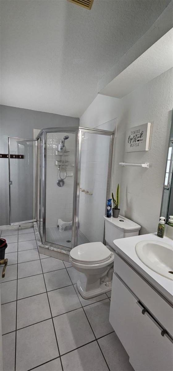 Image 31 of 42 For 4500 Onorio Street