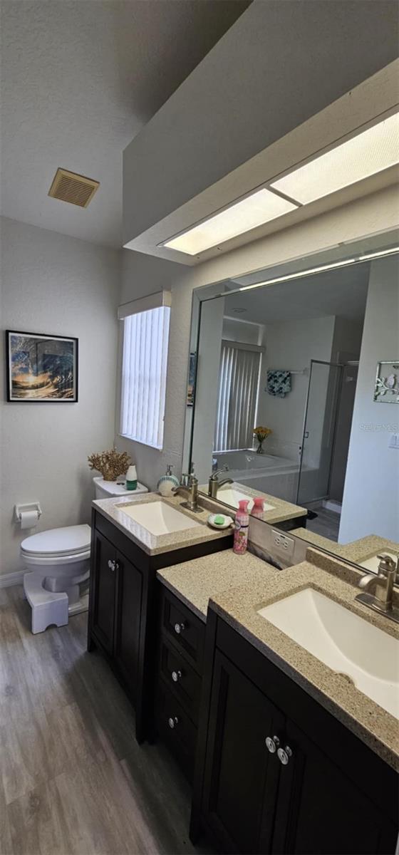 Image 39 of 42 For 4500 Onorio Street