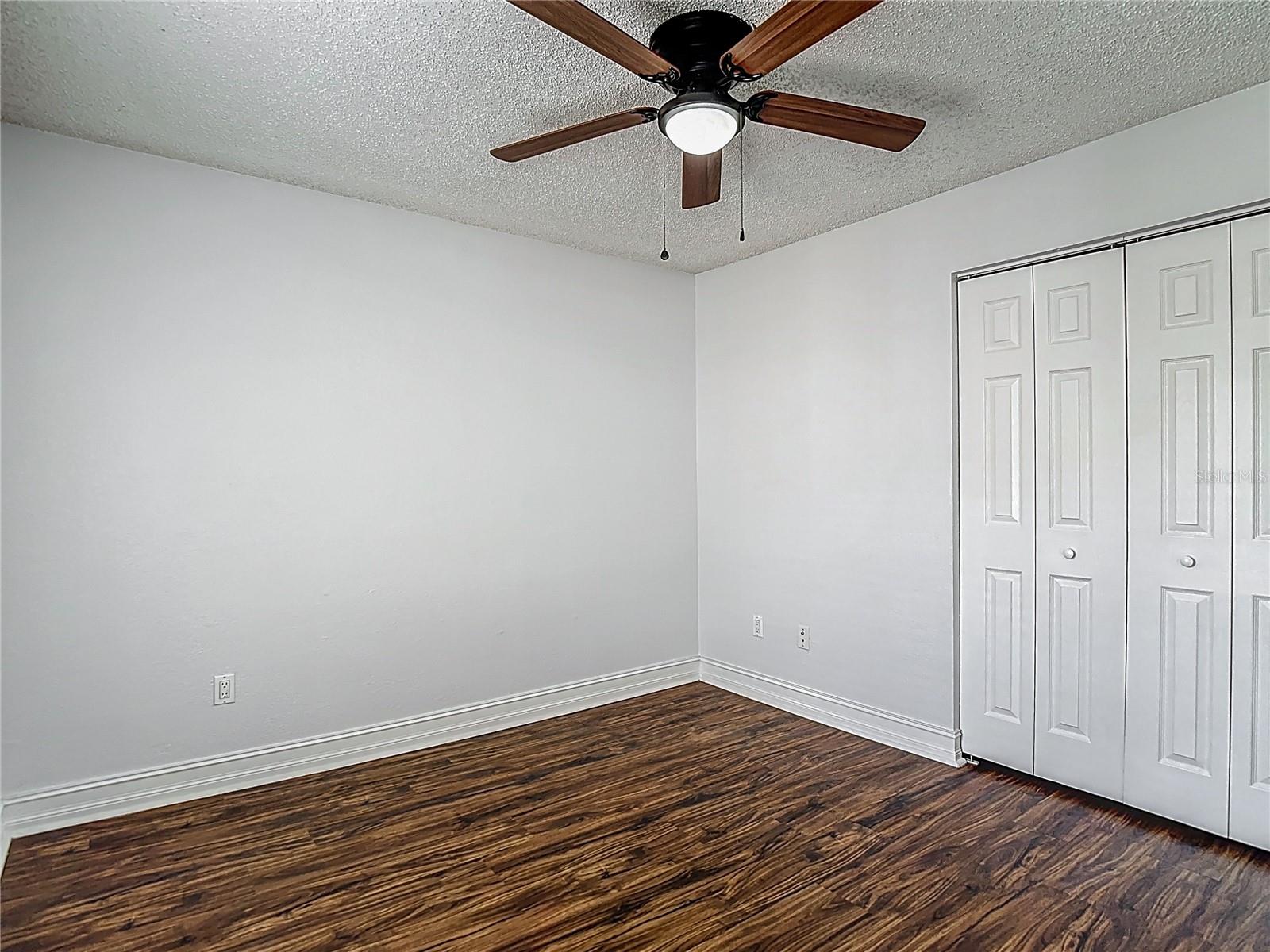 Image 19 of 41 For 21032 Voyager Blvd  8