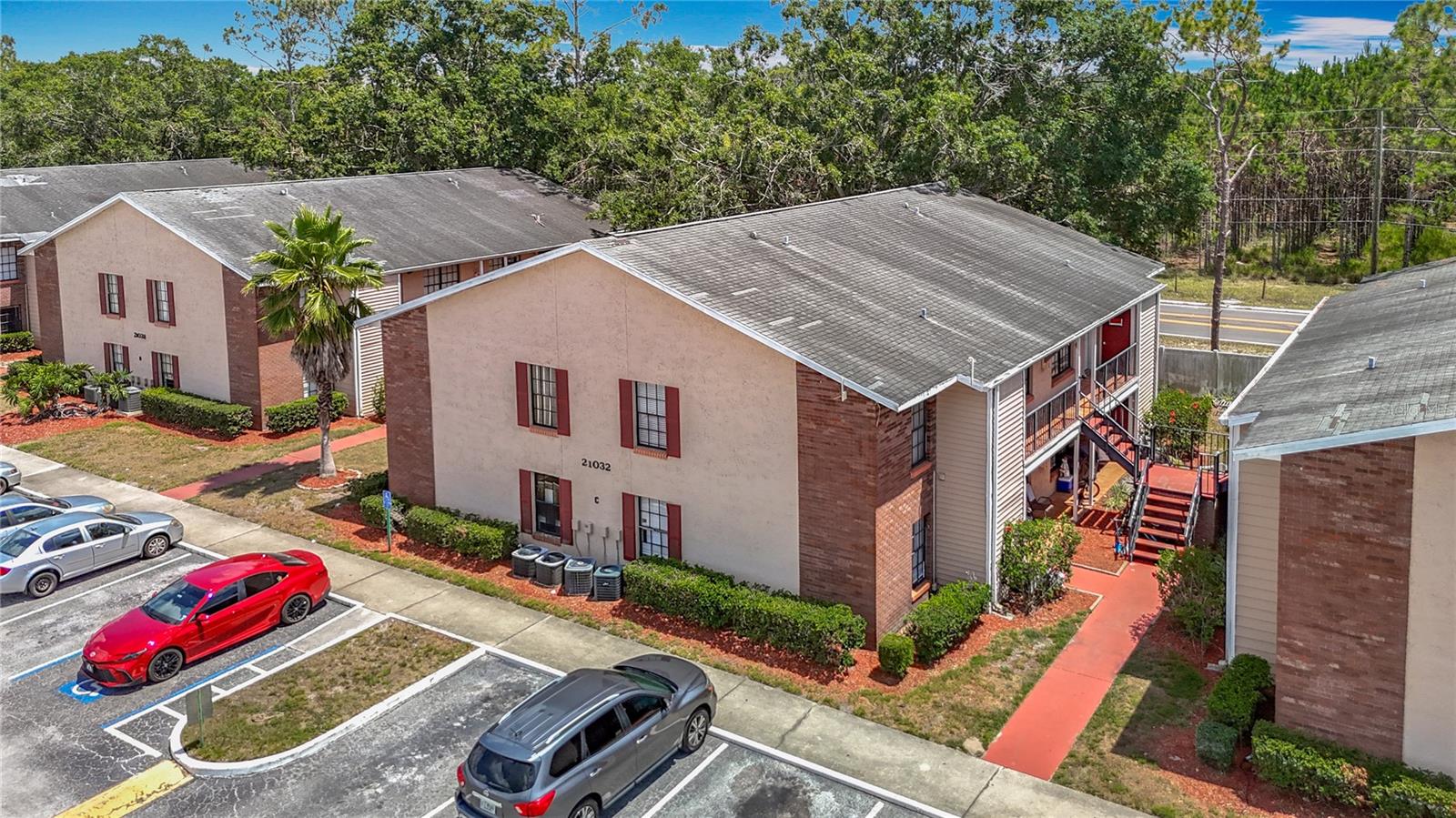 Image 2 of 41 For 21032 Voyager Blvd  8