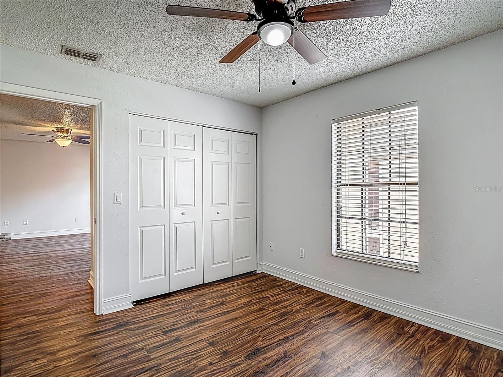 Image 22 of 41 For 21032 Voyager Blvd  8