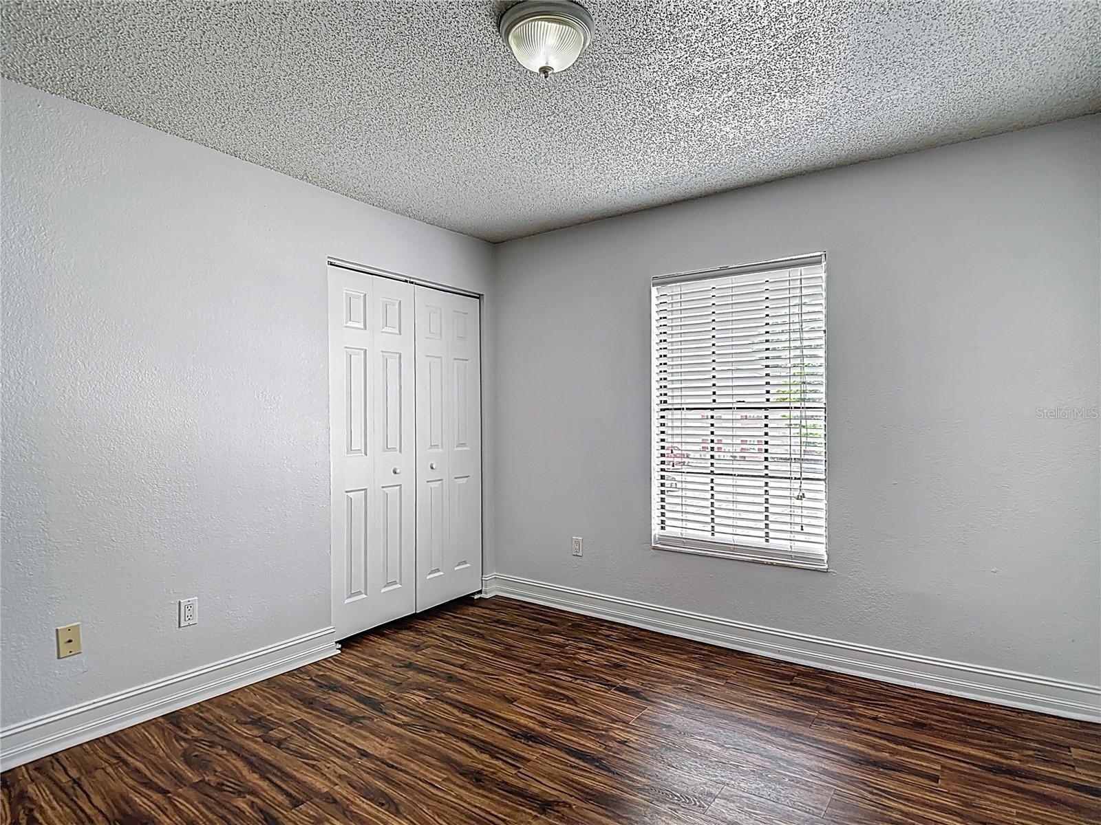 Image 25 of 41 For 21032 Voyager Blvd  8