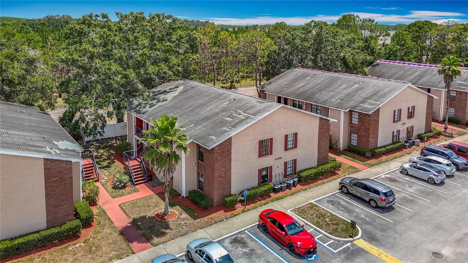 Image 37 of 41 For 21032 Voyager Blvd  8