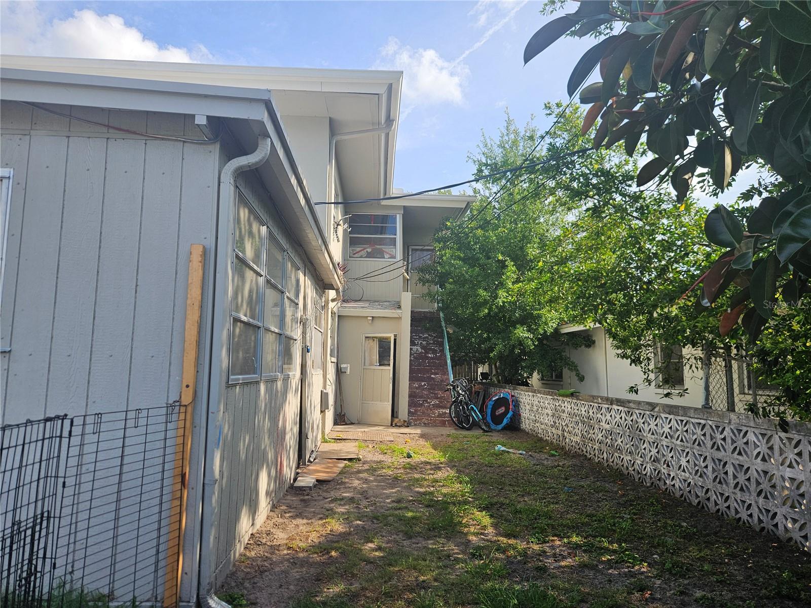 Image 7 of 7 For 1267 Franklin Street
