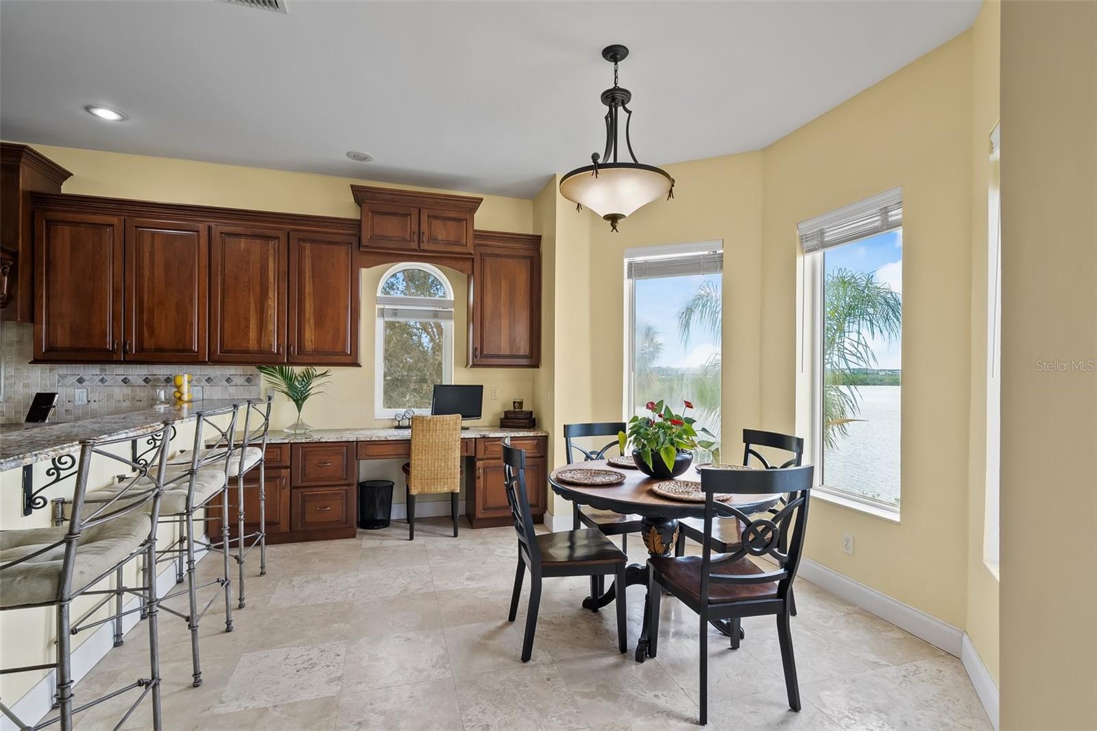 Listing photo id 17 for 3236 Gulf Winds Circle