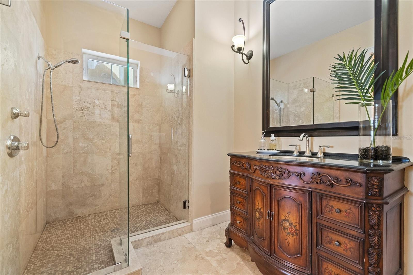 Listing photo id 19 for 3236 Gulf Winds Circle