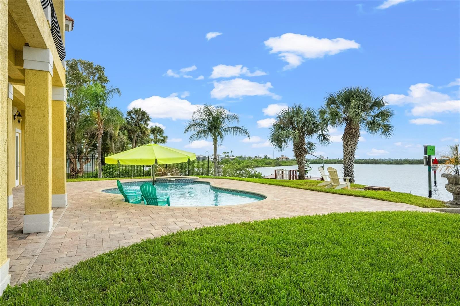 Listing photo id 2 for 3236 Gulf Winds Circle