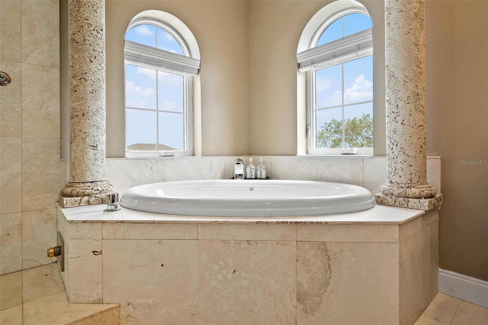 Listing photo id 46 for 3236 Gulf Winds Circle