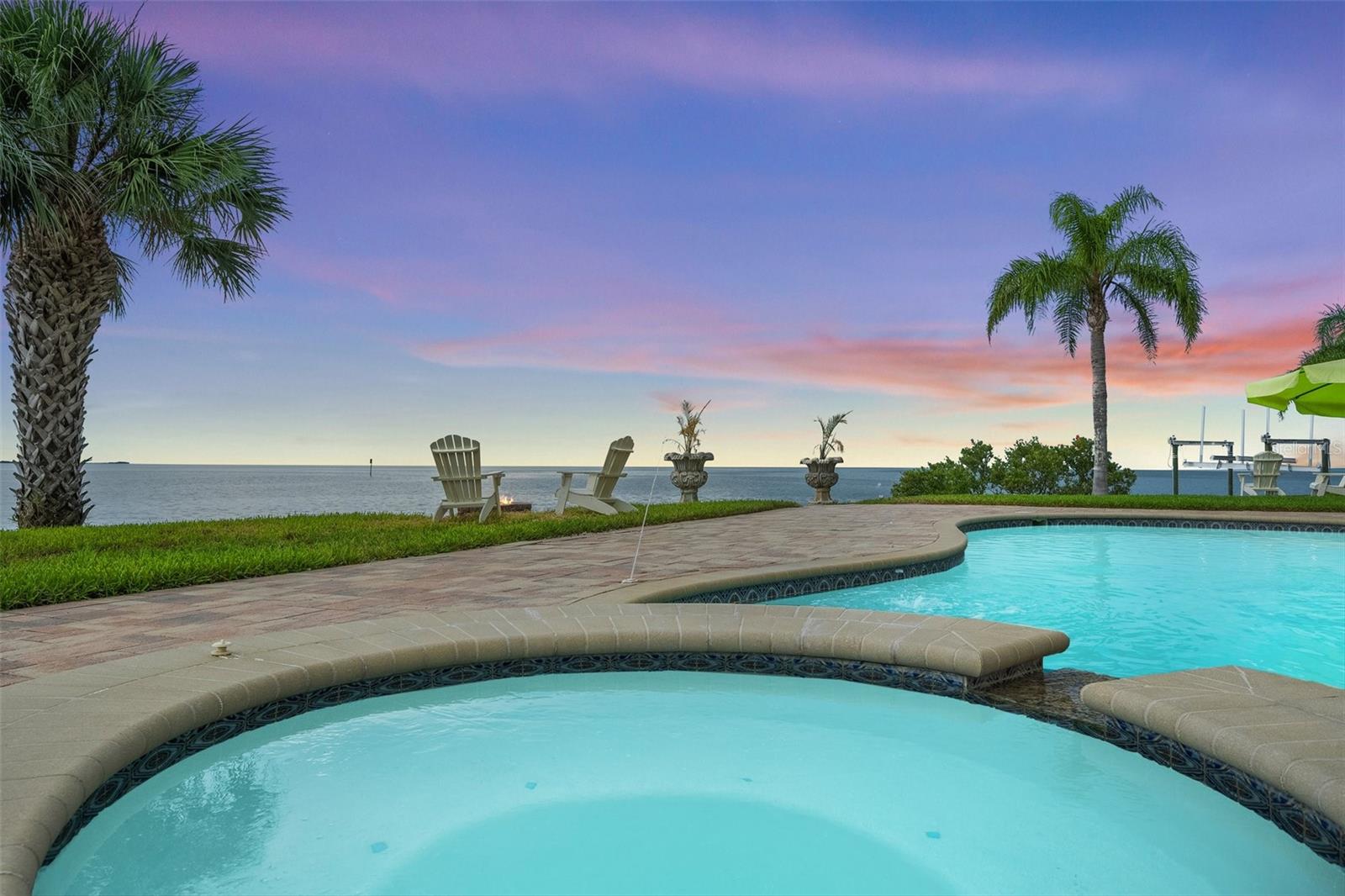 Listing photo id 3 for 3236 Gulf Winds Circle
