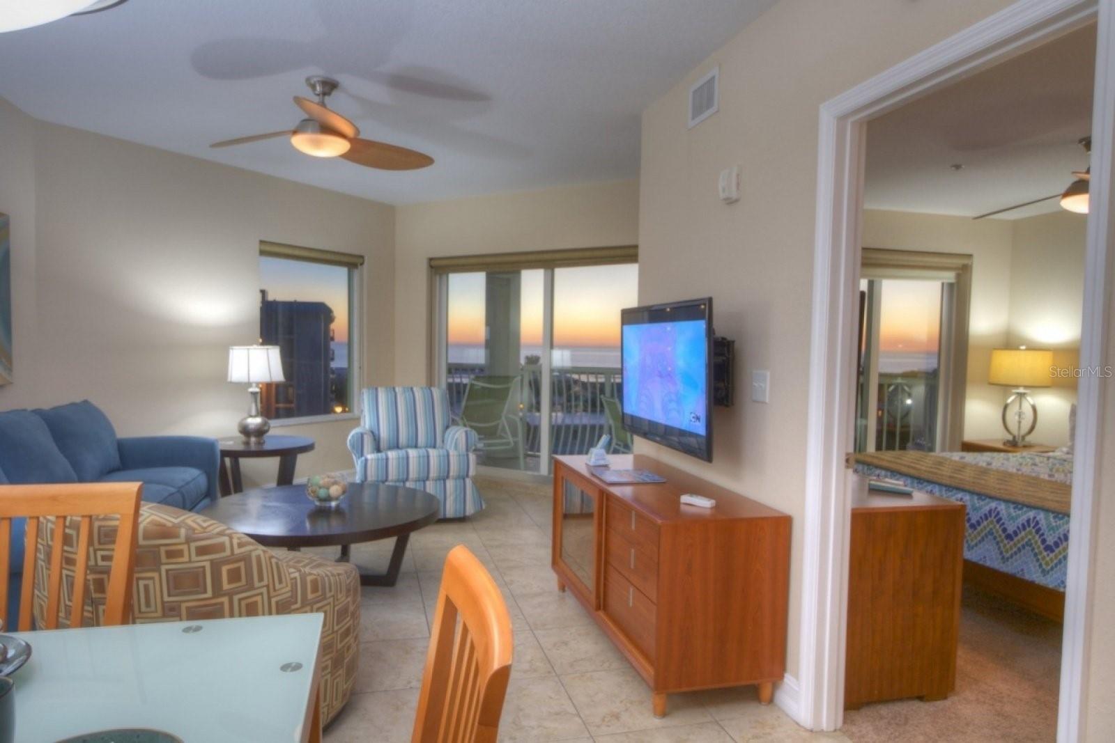 Image 3 of 72 For 11605 Gulf Boulevard 506
