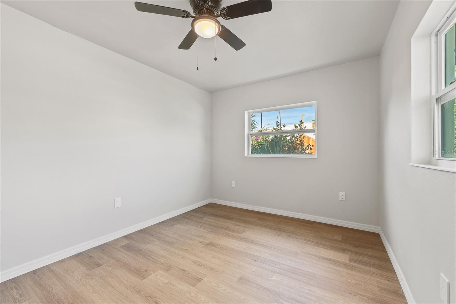 Image 14 of 32 For 2800 Anderson Street