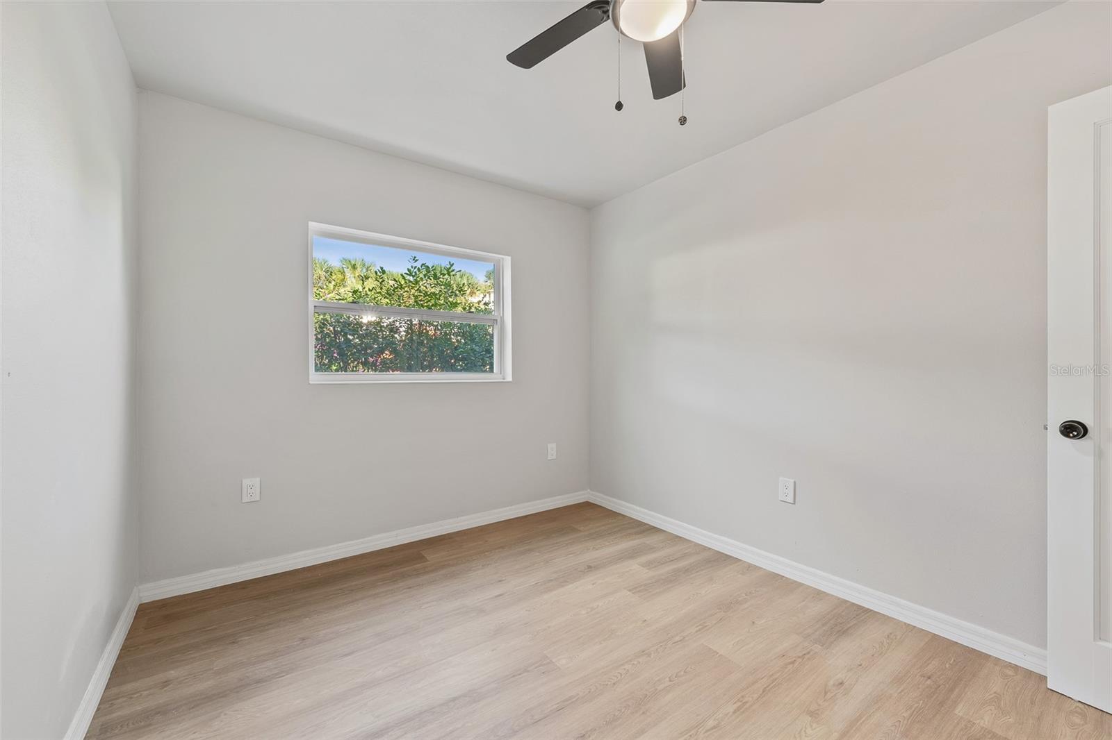 Image 16 of 32 For 2800 Anderson Street