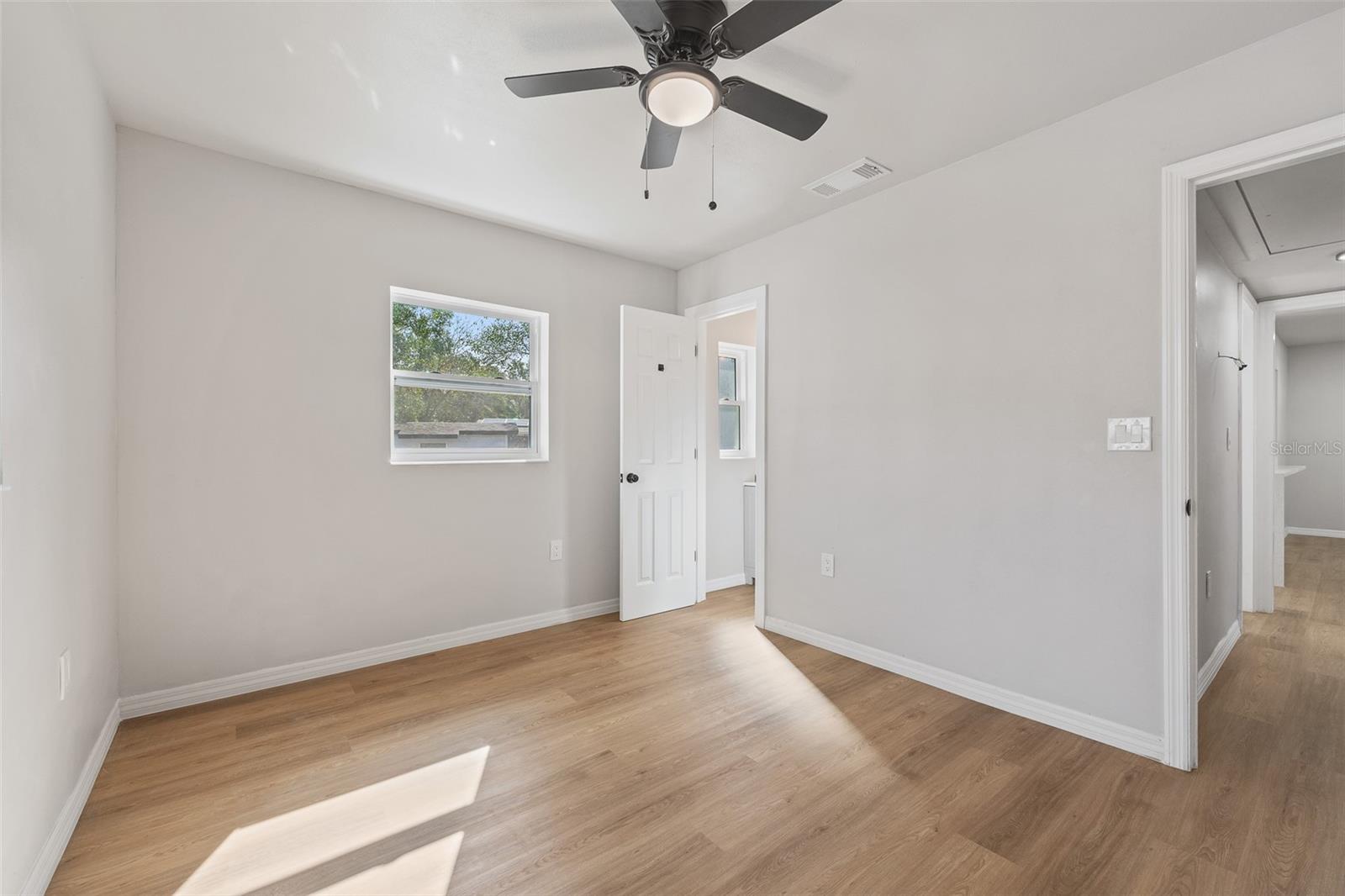 Image 18 of 32 For 2800 Anderson Street