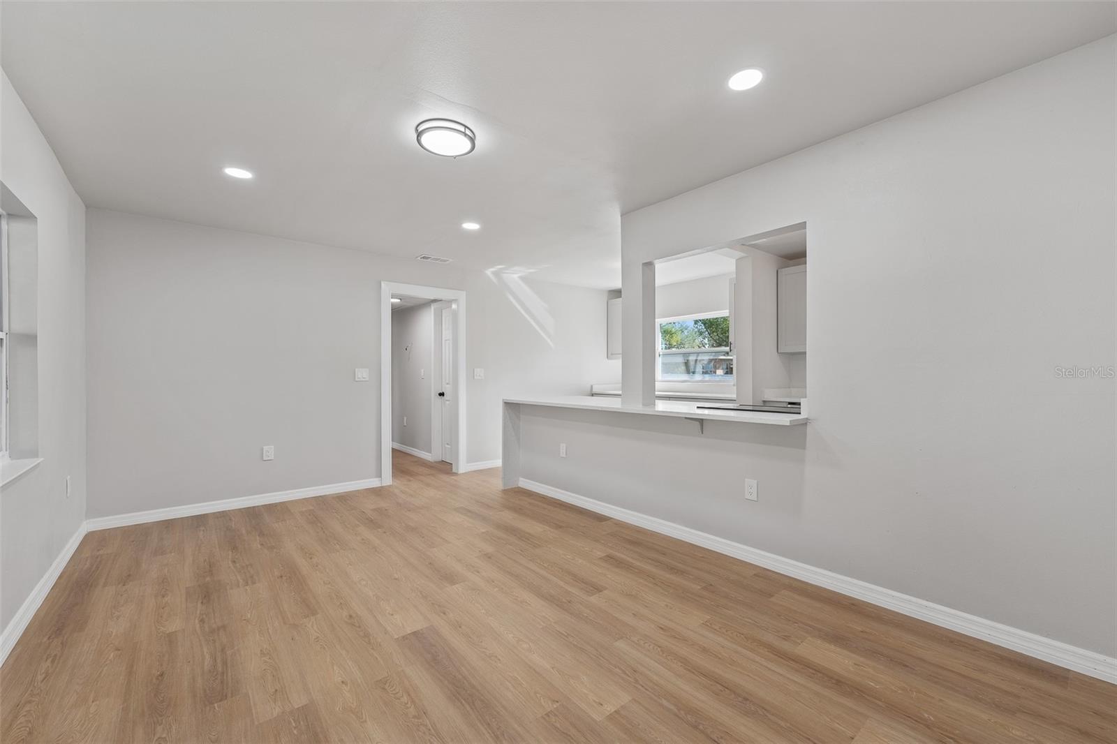 Image 4 of 32 For 2800 Anderson Street