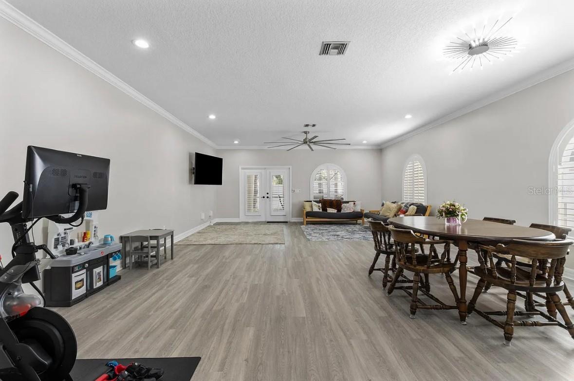 Image 17 of 60 For 202 Audubon Avenue 2