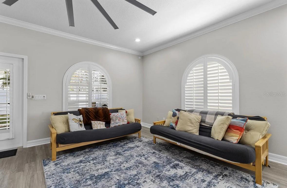 Image 22 of 60 For 202 Audubon Avenue 2