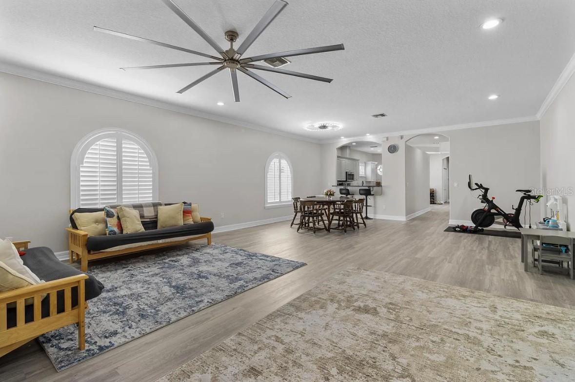 Image 23 of 60 For 202 Audubon Avenue 2