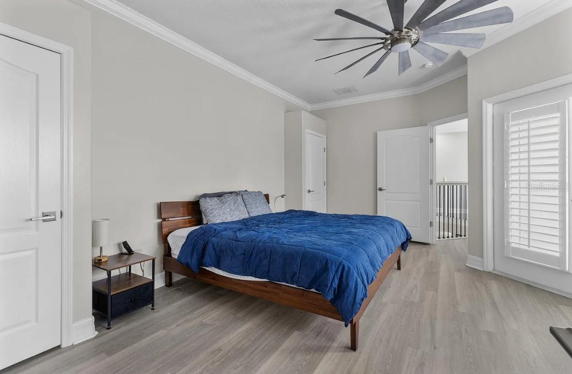 Image 31 of 60 For 202 Audubon Avenue 2
