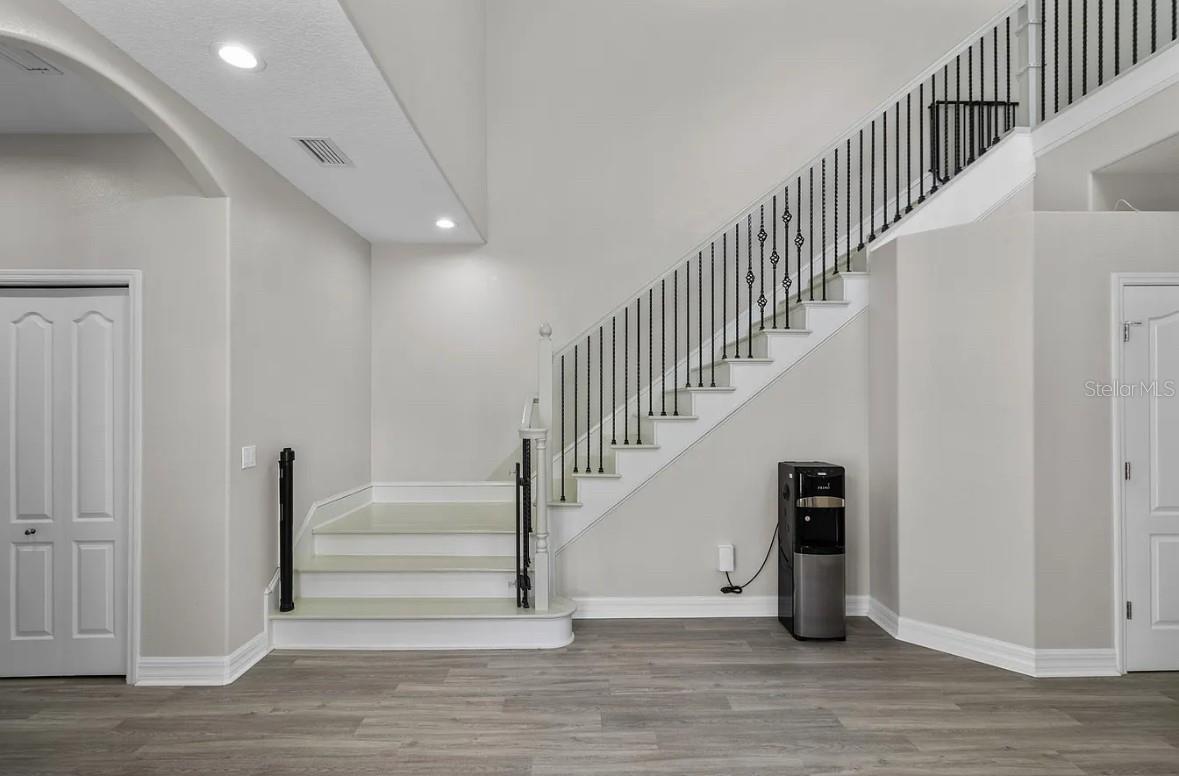 Image 8 of 60 For 202 Audubon Avenue 2