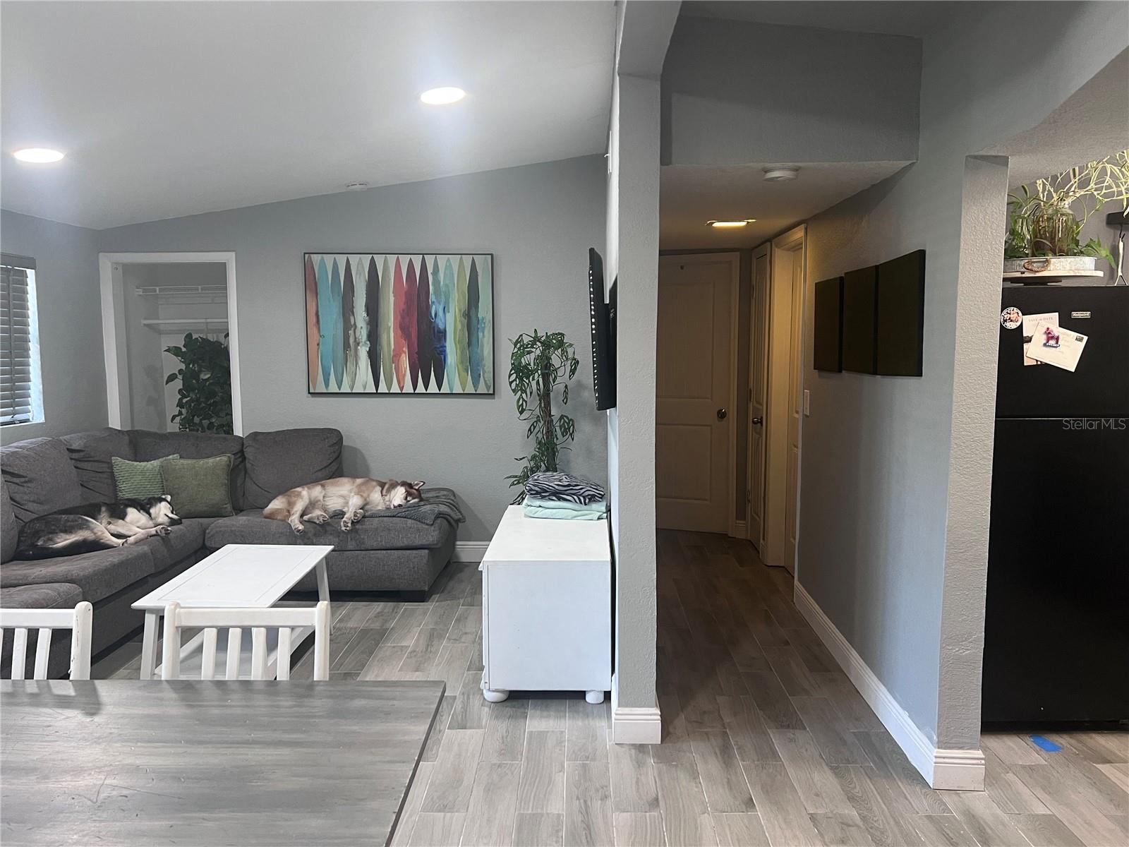 Image 6 of 29 For 1631 St Mary Drive