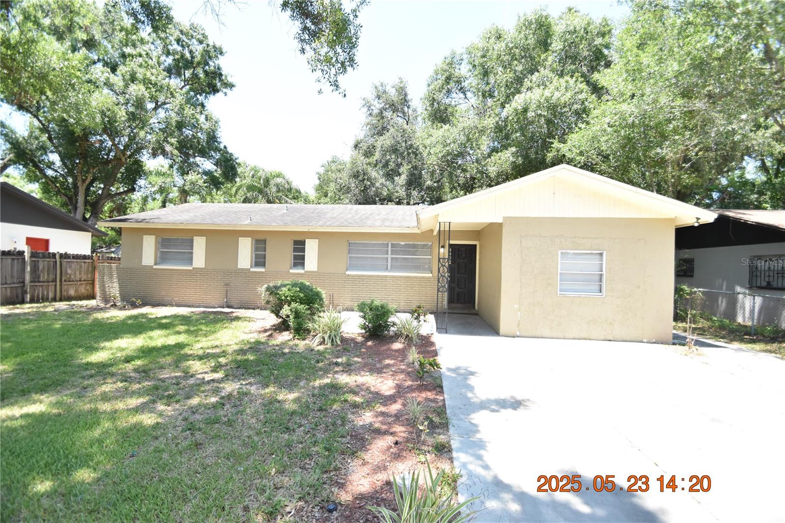 Image 2 of 43 For 4432 Tarpon Drive